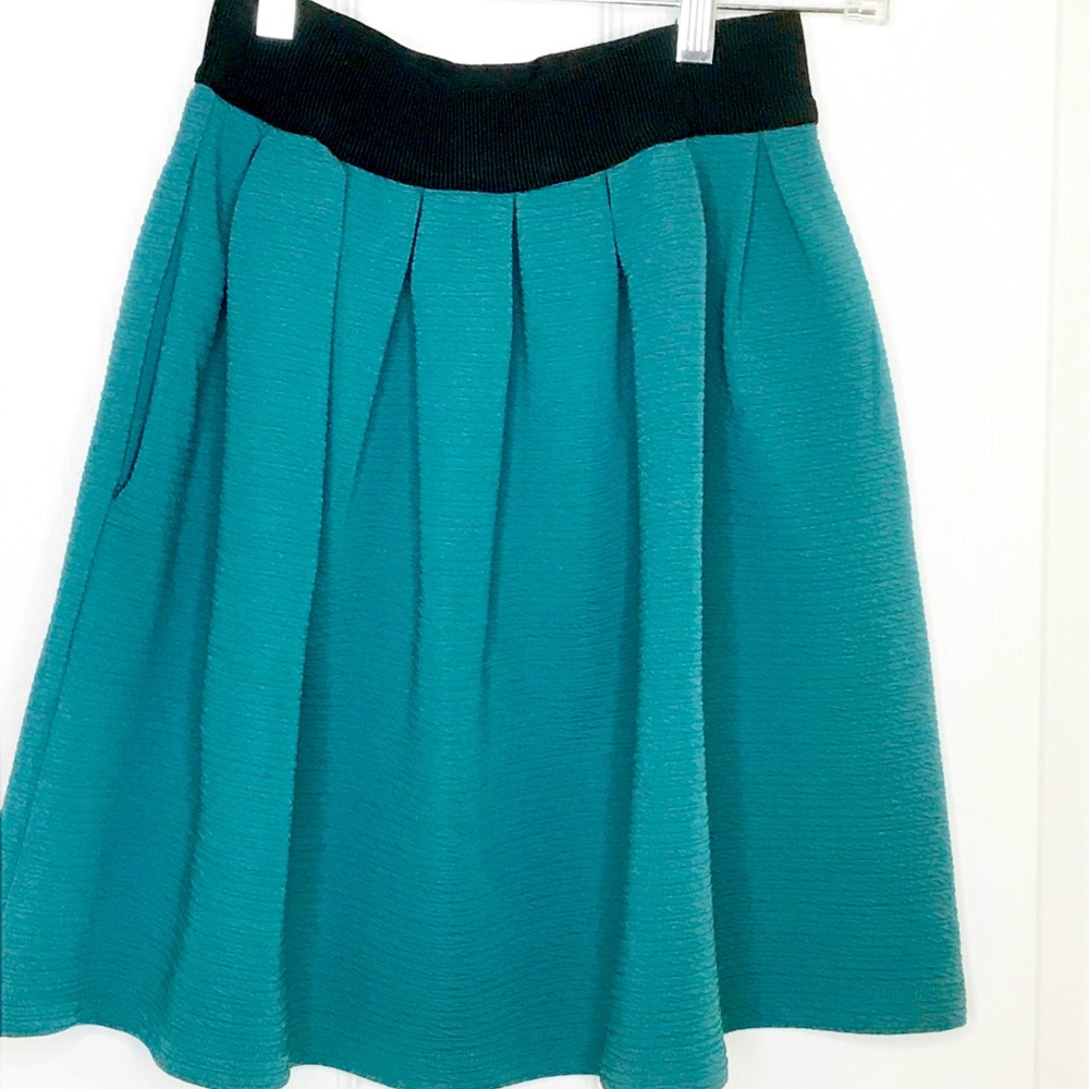 LC Lauren Conrad mini skirt